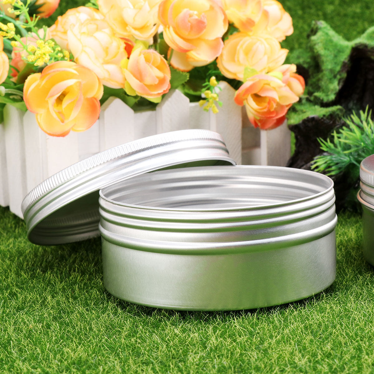 Tin Container Lid - 10個入り、ねじ込み式のアルミ製缶。再利用可能な円形の蓋付き容器で、オイル、ワックス、クリーム、サンプルなどを入れるのに適しています。